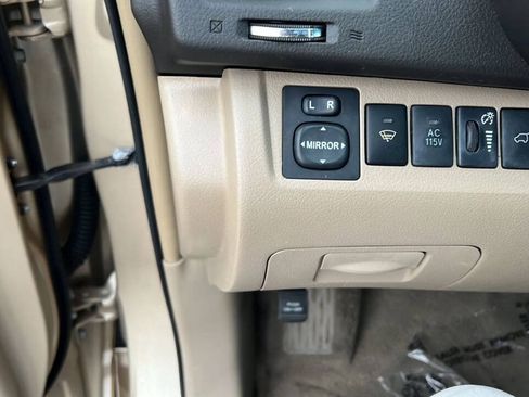 Used 2008 Toyota Highlander Limited FWD image 18