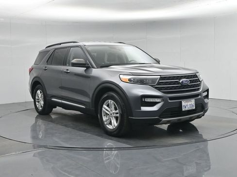 Certified 2021 Ford Explorer XLT image 58