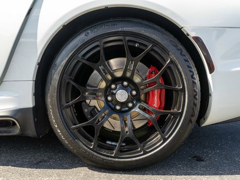 Used 2014 SRT Viper GTS RWD image 9