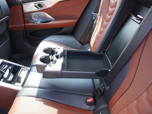 Used 2025 BMW M850i xDrive image 52