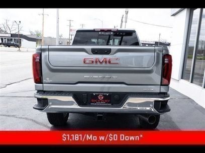 New 2026 GMC Sierra 2500 SLT w/ SLT Premium Package