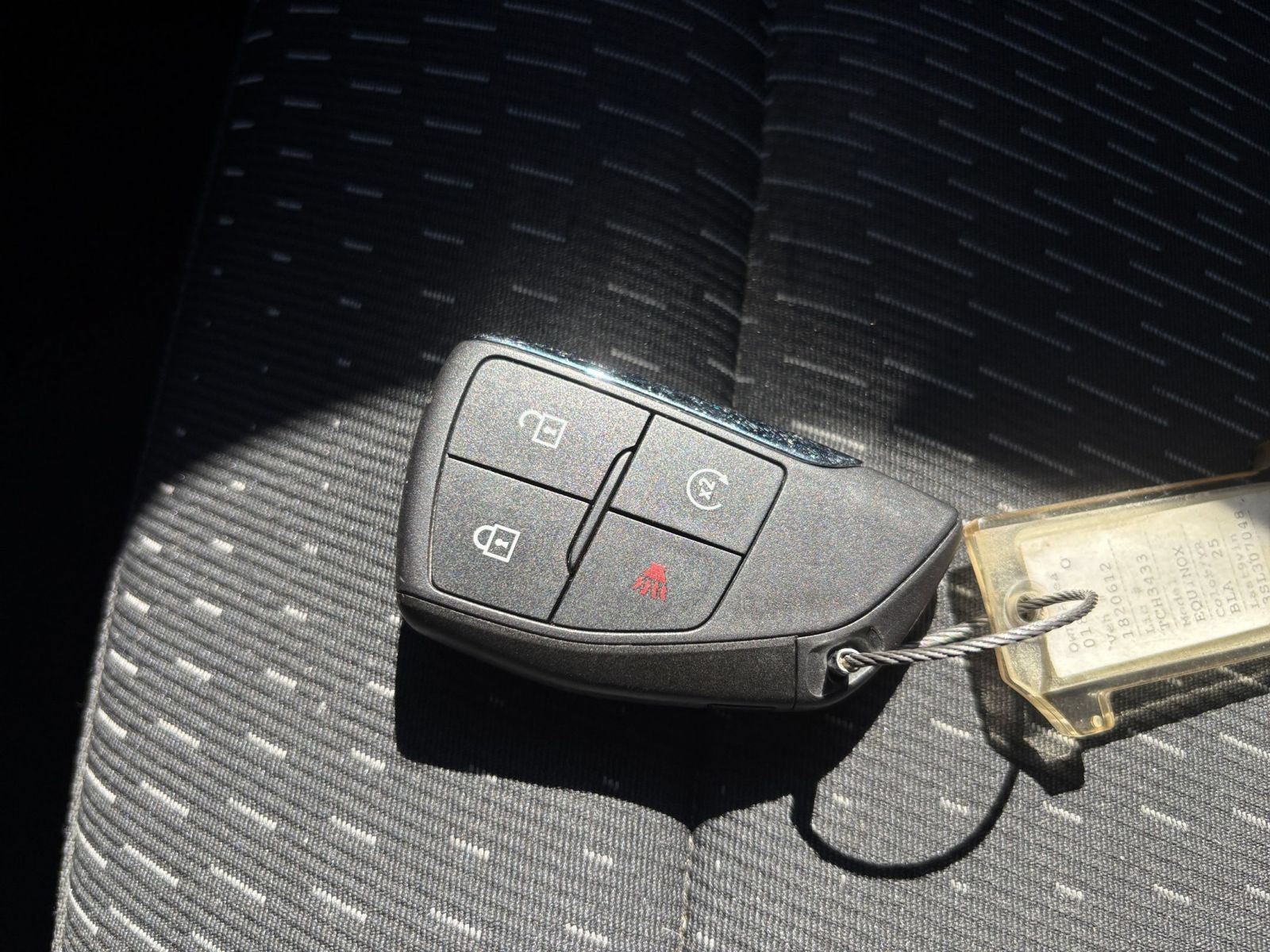 Used 2025 Chevrolet Equinox LT FWD image 19