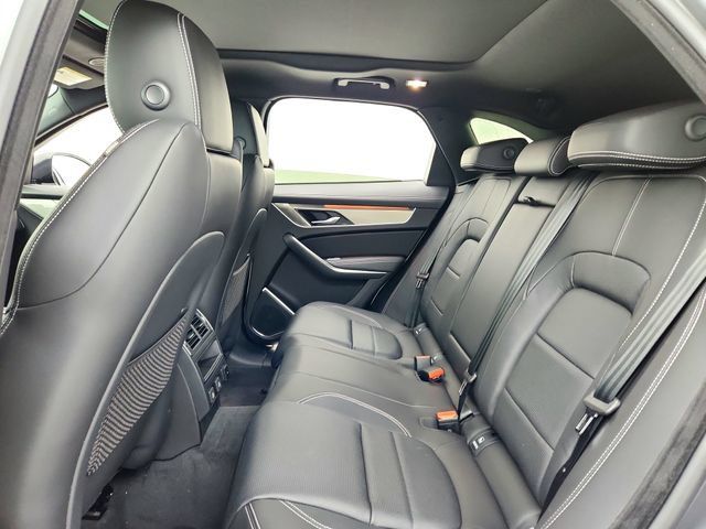 Used 2026 Jaguar F-PACE R-Dynamic S AWD/4WD image 26