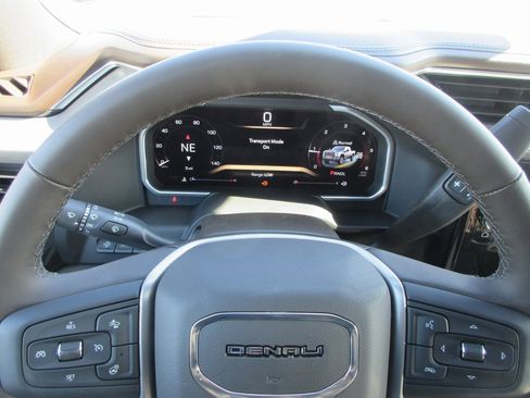 New 2026 GMC Sierra 3500 Denali w/ Denali Reserve Package image 19