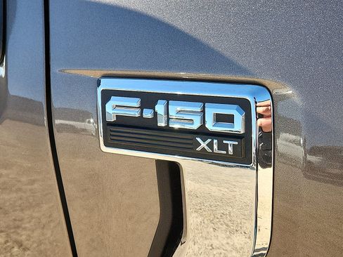 Used 2021 Ford F150 XLT w/ Equipment Group 301A Mid image 8