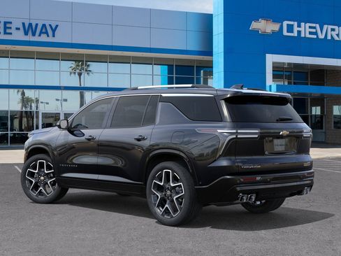 New 2026 Chevrolet Traverse High Country FWD image 3