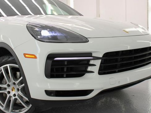 Used 2020 Porsche Cayenne AWD/4WD image 18