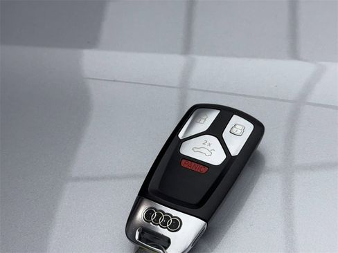 Used 2022 Audi Q5 2.0T Premium image 62