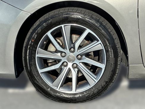 Used 2016 Lexus ES 300h image 11