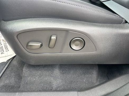 New 2026 Chevrolet Traverse LT w/ Sun and Wheel Package image 16