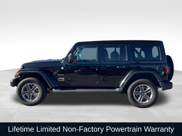 Used 2022 Jeep Wrangler Unlimited Sahara w/ Cold Weather Group AWD/4WD image 2