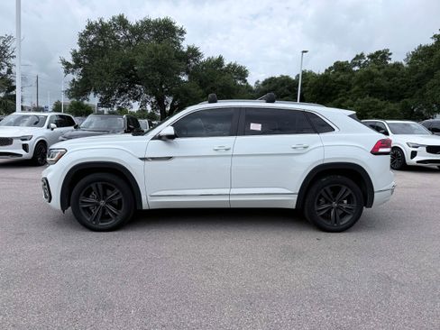 Used 2022 Volkswagen Atlas Cross Sport SEL R-Line AWD/4WD image 3