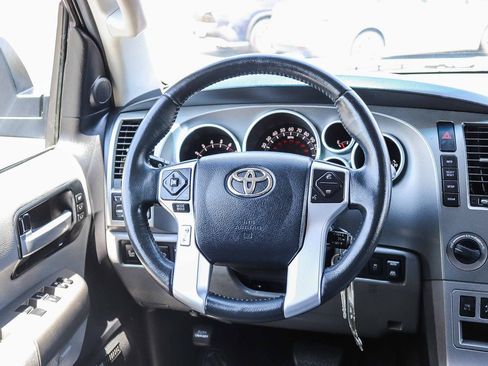 Used 2016 Toyota Sequoia Limited w/ Safety & Convenience Package AWD/4WD image 18