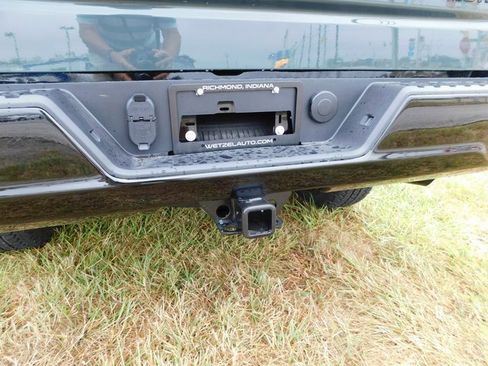 New 2026 Chevrolet Silverado 1500 Custom Trail Boss w/ Turbomax Blackout Package image 5