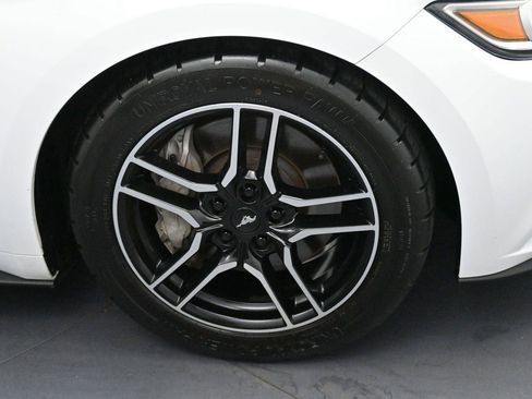 Used 2015 Ford Mustang GT Premium w/ Equipment Group 401A RWD image 31