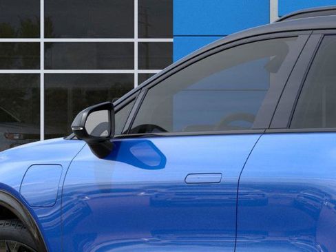 New 2025 Chevrolet Equinox EV RS image 36