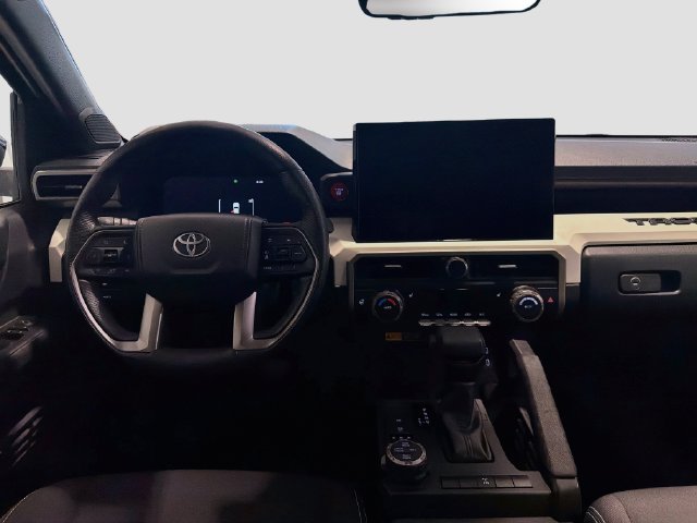 Used 2024 Toyota Tacoma TRD Off-Road w/ TRD Off Road Upgrade Package AWD/4WD image 20