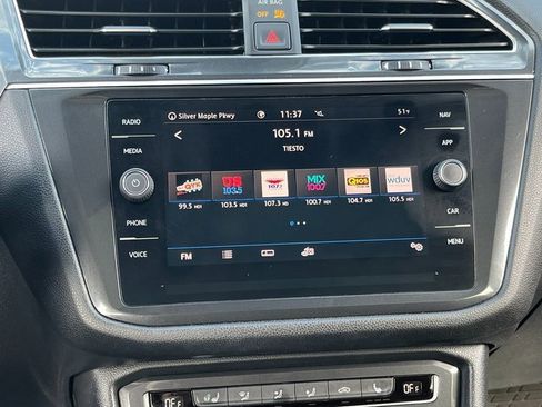 Certified 2020 Volkswagen Tiguan SEL image 17