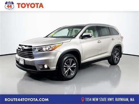 Certified 2016 Toyota Highlander XLE image 1