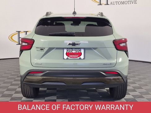 Used 2025 Chevrolet Trax ACTIV w/ Driver Confidence Package FWD image 5