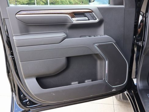 New 2026 GMC Sierra 1500 Elevation image 10