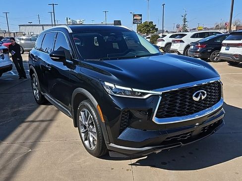 Used 2024 INFINITI QX60 Luxe image 3