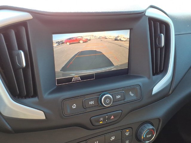 Used 2024 GMC Terrain SLE FWD image 26