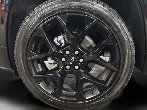 Used 2026 Chevrolet Traverse RS image 26