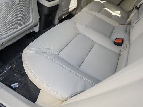 Used 2026 Volvo XC60 B5 Ultra w/ Protection Package Premier AWD/4WD image 30
