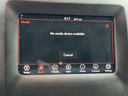 Used 2020 Jeep Cherokee Latitude image 31