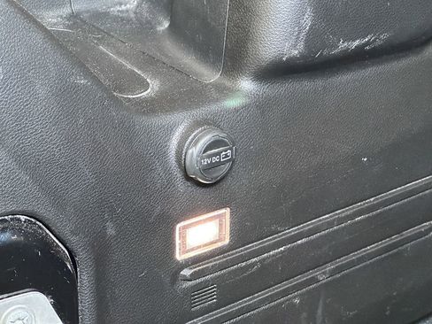 Certified 2024 Jeep Wrangler Sport S image 17