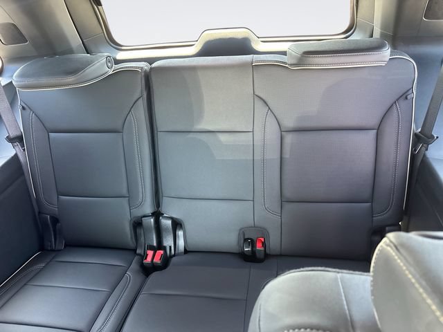 Used 2026 Chevrolet Tahoe Premier w/ Sun And Tow Package AWD/4WD image 24
