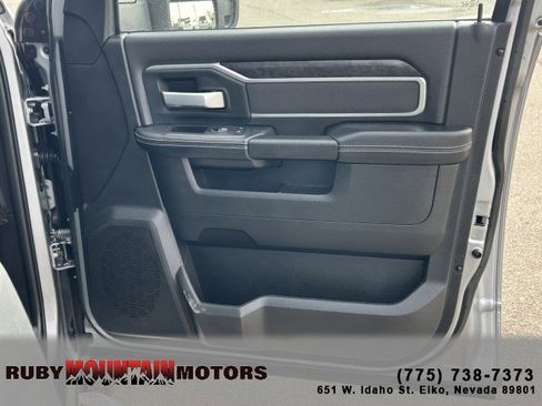 Used 2024 RAM 3500 Big Horn w/ Sport Appearance Package image 25