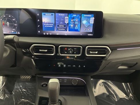 New 2026 Nissan Sentra SR w/ Floor Mat Package image 24