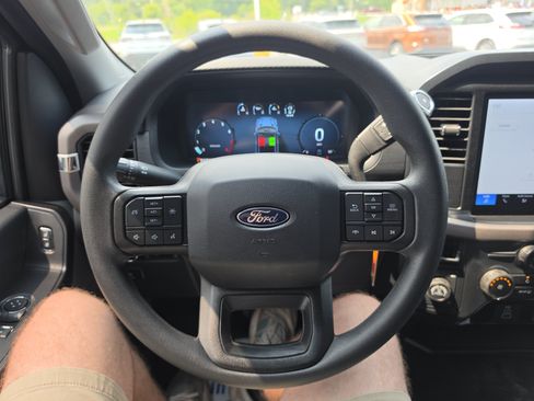 Used 2025 Ford F150 XL w/ Equipment Group 103A High AWD/4WD image 18