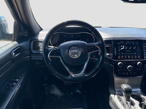 Used 2020 Jeep Grand Cherokee Overland image 23