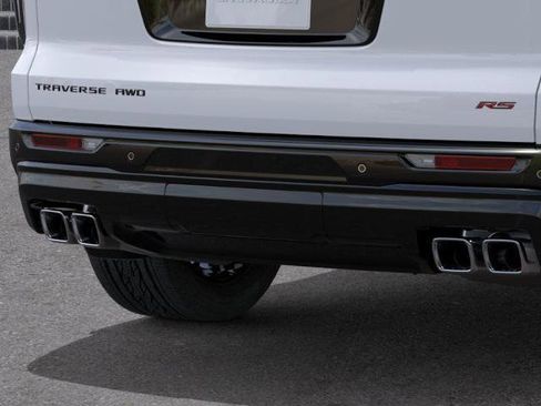 New 2026 Chevrolet Traverse RS w/ LPO, Floor Liner Package image 38