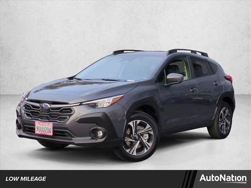 Certified 2025 Subaru Crosstrek 2.0i Premium w/ Crosstrek Mirror Package image 1