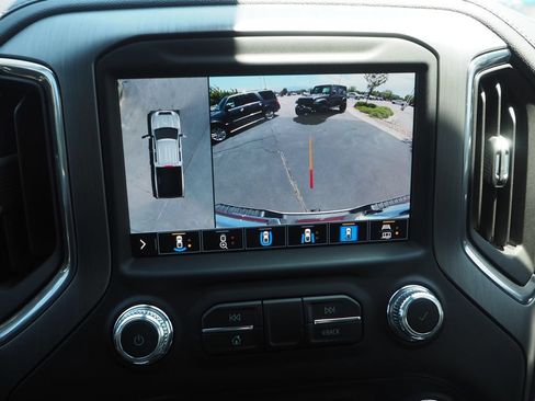 Used 2022 GMC Sierra 3500 Denali w/ Denali Ultimate Package AWD/4WD image 26