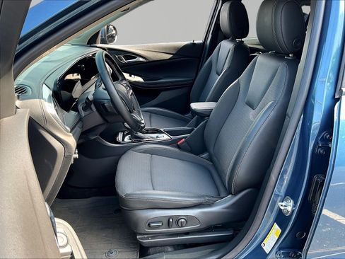 Used 2024 Buick Encore GX Preferred w/ Comfort Package FWD image 21