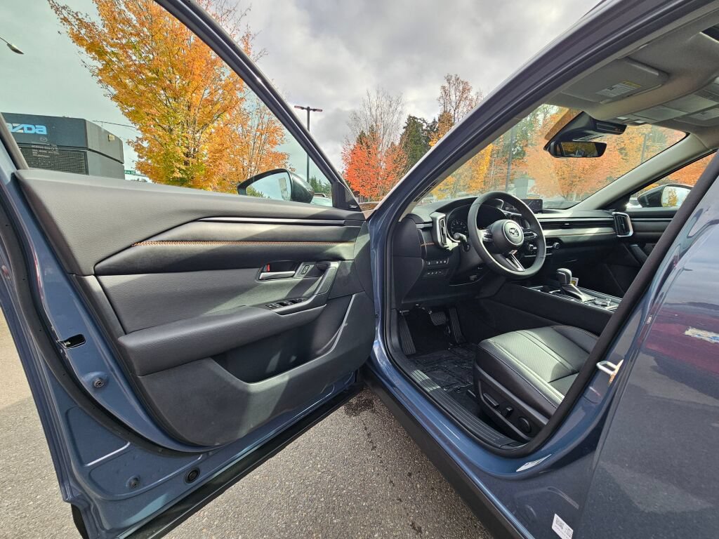 New 2026 MAZDA CX-50 AWD 2.5 Hybrid w/ Cargo Package image 24