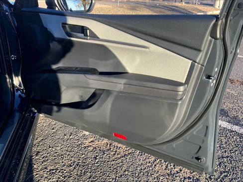 Used 2026 Toyota Camry SE image 19