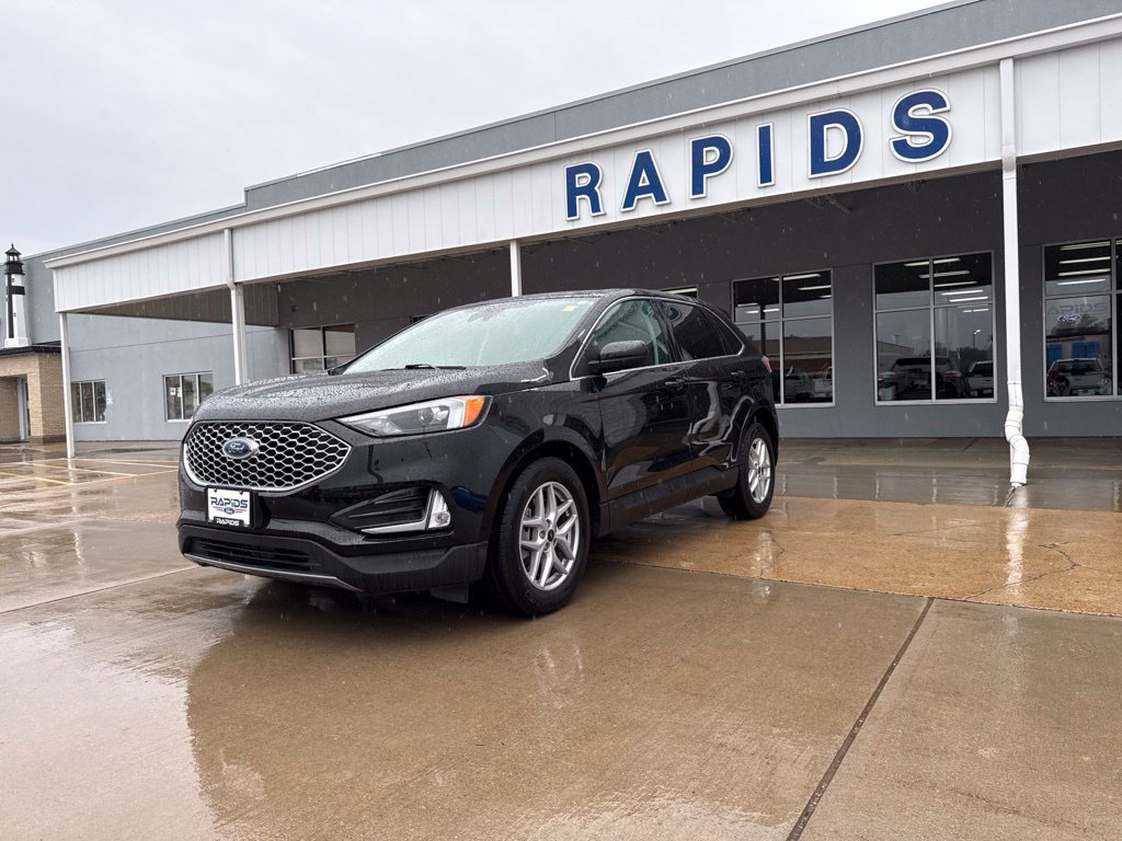Used 2024 Ford Edge SEL w/ Convenience Package AWD/4WD image 3