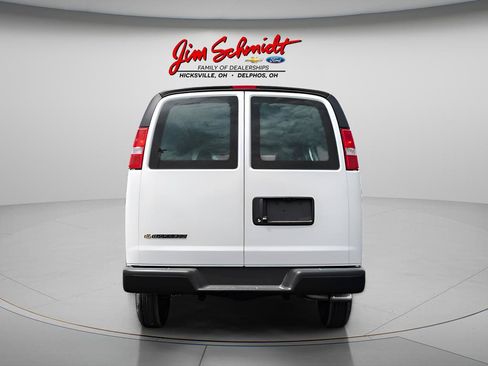 New 2026 Chevrolet Express 3500 w/ Driver Convenience Package RWD image 5