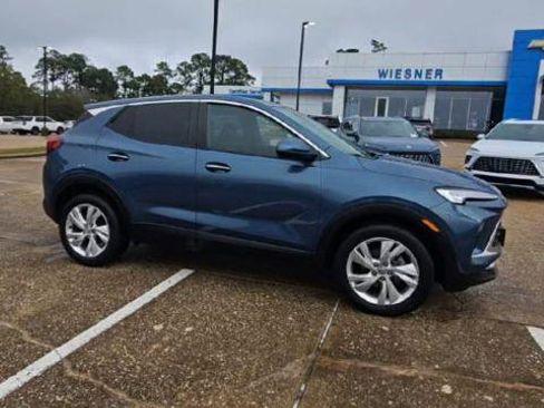 Certified 2025 Buick Encore GX Preferred image 9