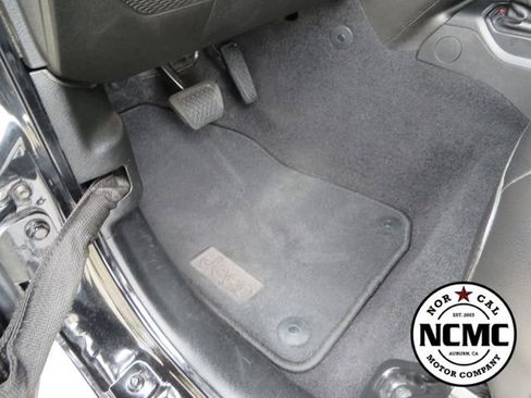 Used 2021 Jeep Wrangler Unlimited Rubicon AWD/4WD image 23