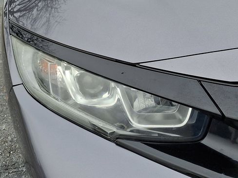 Used 2018 Honda Civic Si image 9