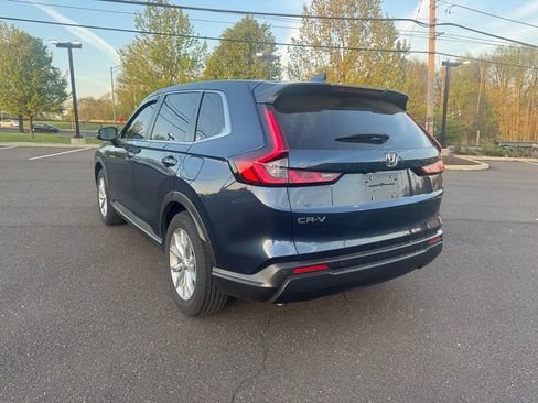 Used 2025 Honda CR-V EX-L image 3