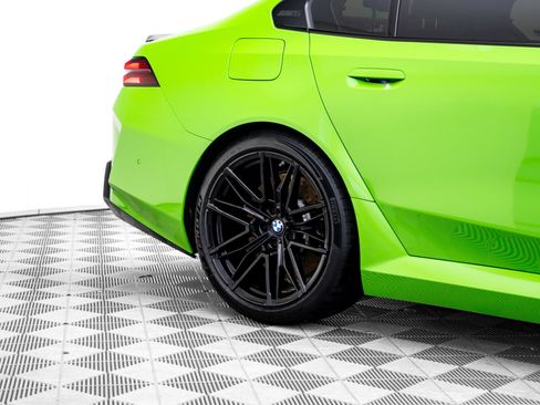 Used 2026 BMW M5 w/ Carbon Package AWD/4WD image 36