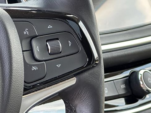 Used 2023 Buick Enclave Avenir w/ Avenir Technology Package FWD image 23